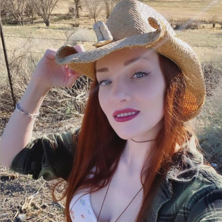 Of late, Scarlett has been appearing to relish her alone time.